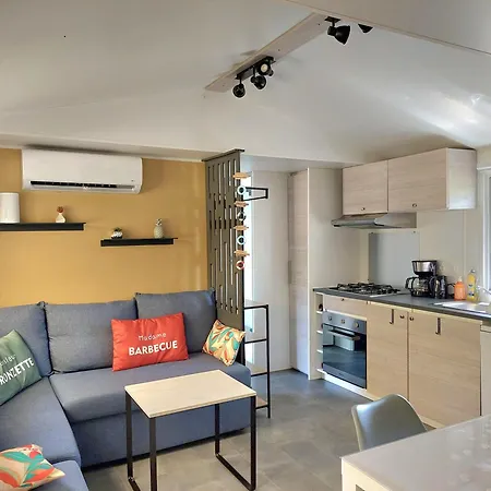 La 4 Etoiles A Emplacement F65 2ch 2sdb 6 Personnes Apartmán